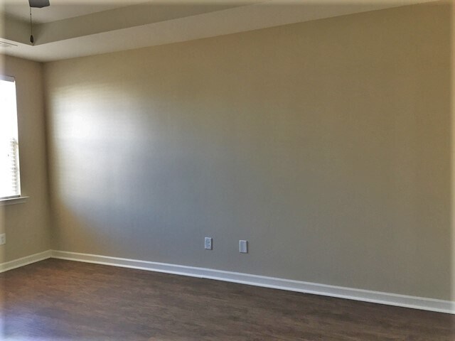 Building Photo - 1142 Moss Grove Dr