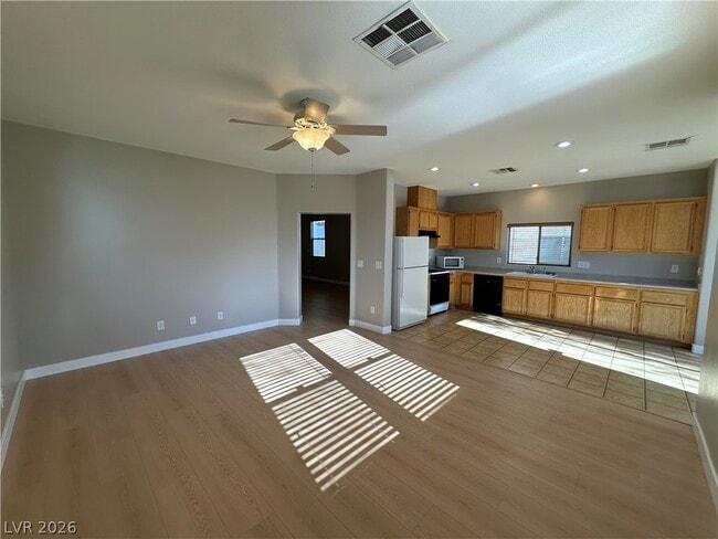 Building Photo - 6638 Wind Whisper St