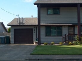 Building Photo - 1825 17th Ave