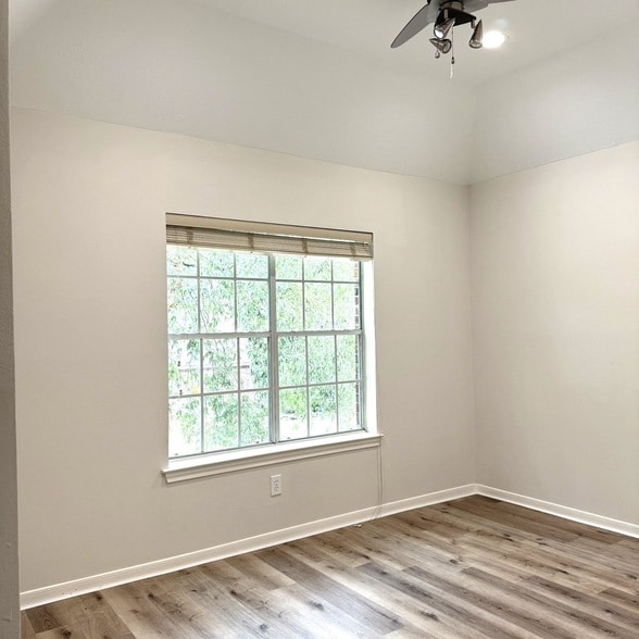 Building Photo - 2203 Blossom Creek Trail