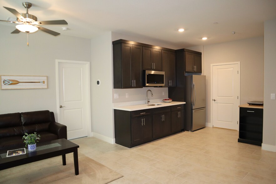 Building Photo - 1928 Ballard Bay Pl