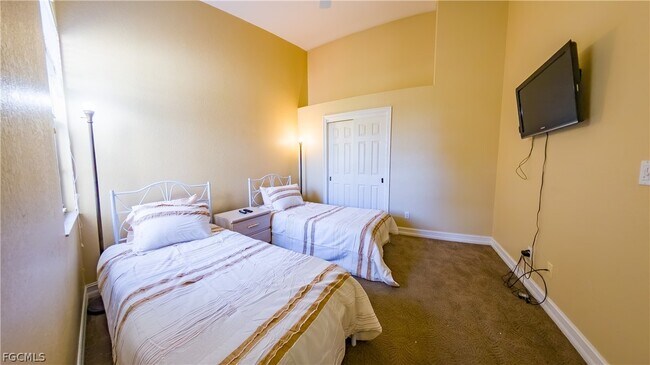 Building Photo - 5626 Cape Harbour Dr