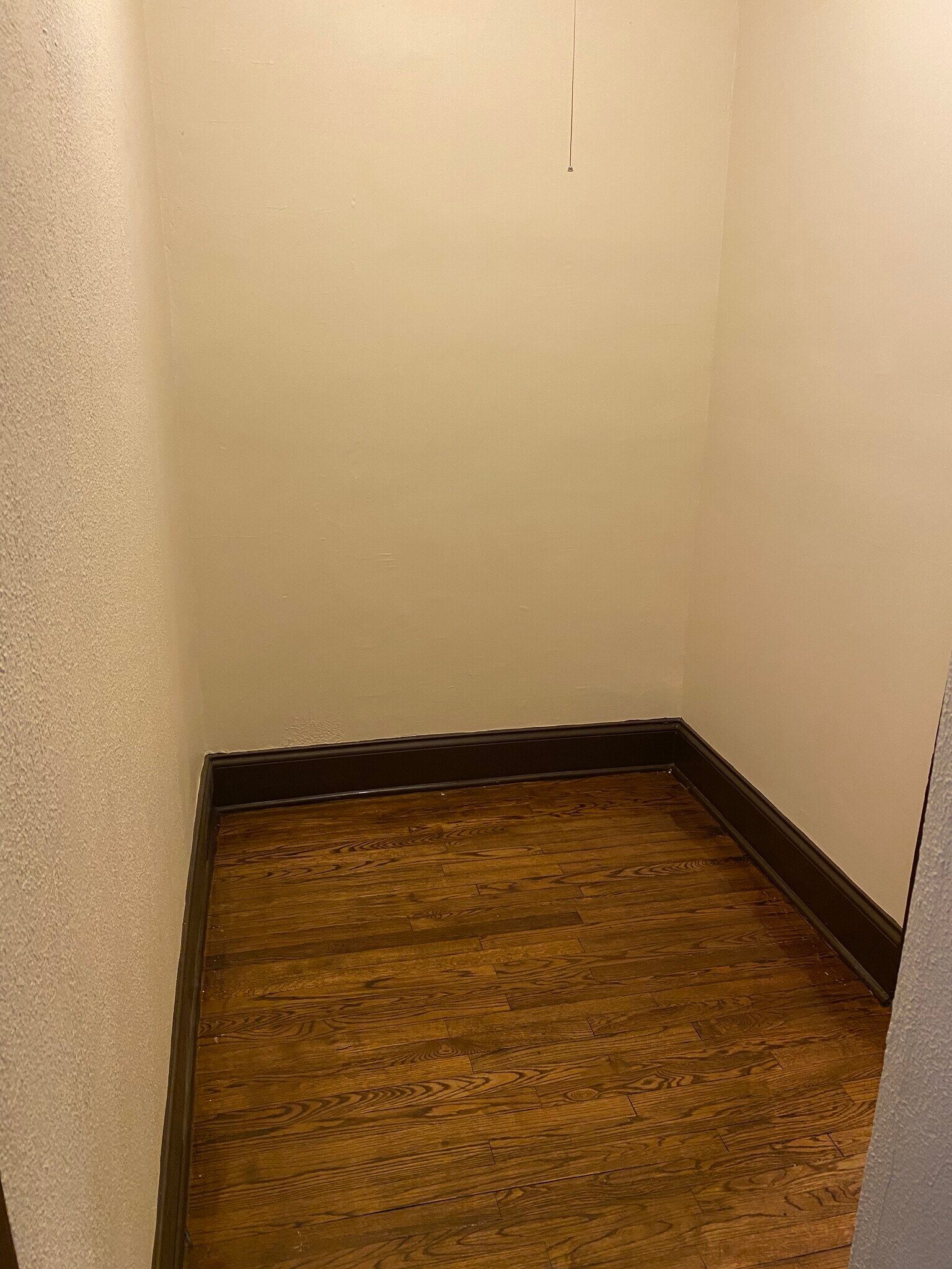 Building Photo - 7437 S King Dr