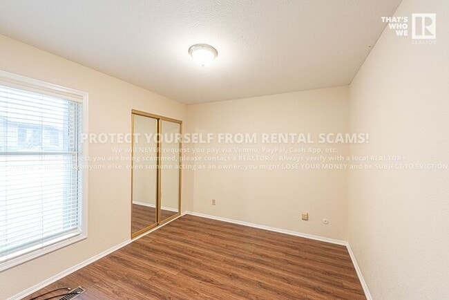 Building Photo - 41 Melinda Ln