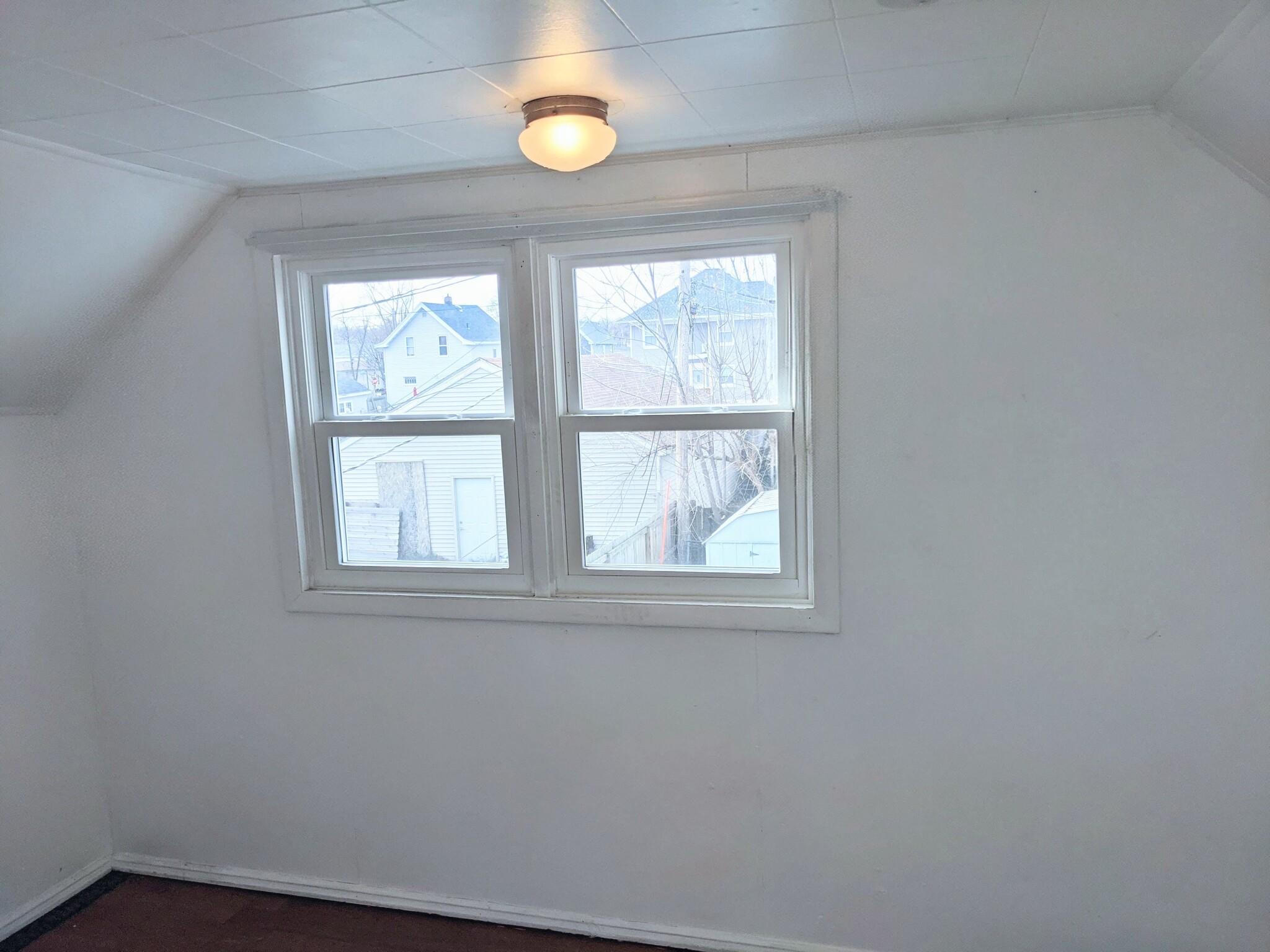 3rd bedroom - 1410 Hamilton St SW