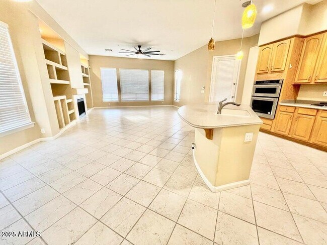 Building Photo - 11041 N 138th Way