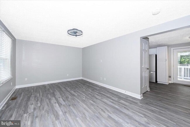 Building Photo - 12284 Bandera Ln