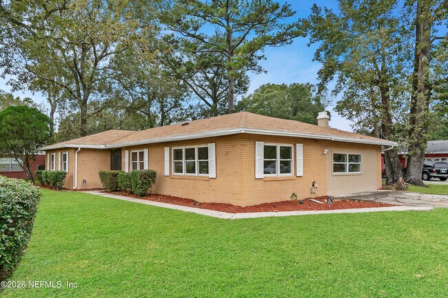 Building Photo - 7804 Jolliet Dr