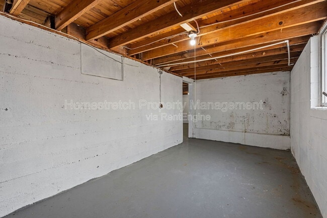 Building Photo - 9517 Lydell Dr