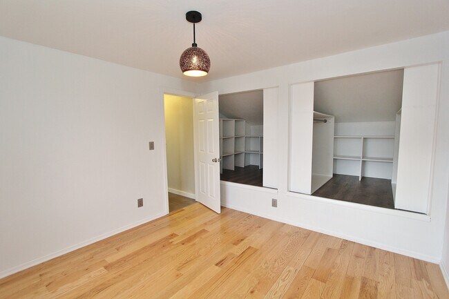 Building Photo - 11887 W Alfred St