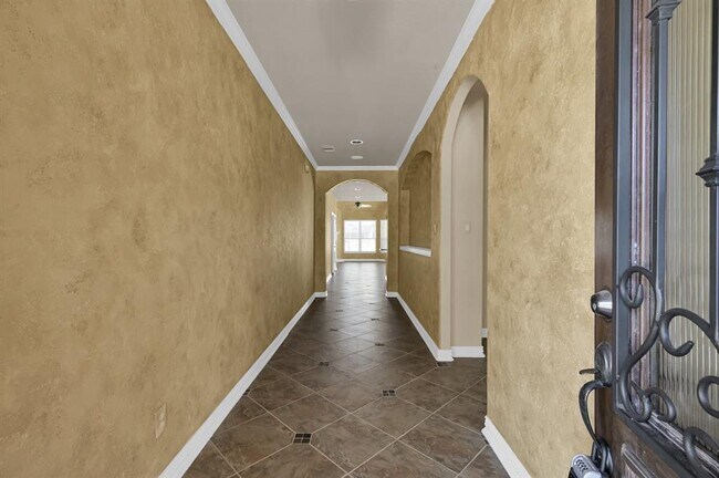 Building Photo - 459 Hendricks Forest Ln