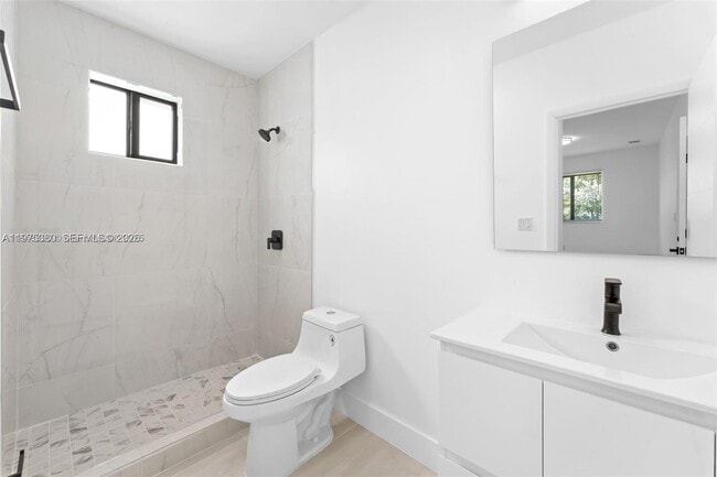 Building Photo - 3712 NW 13th Pl