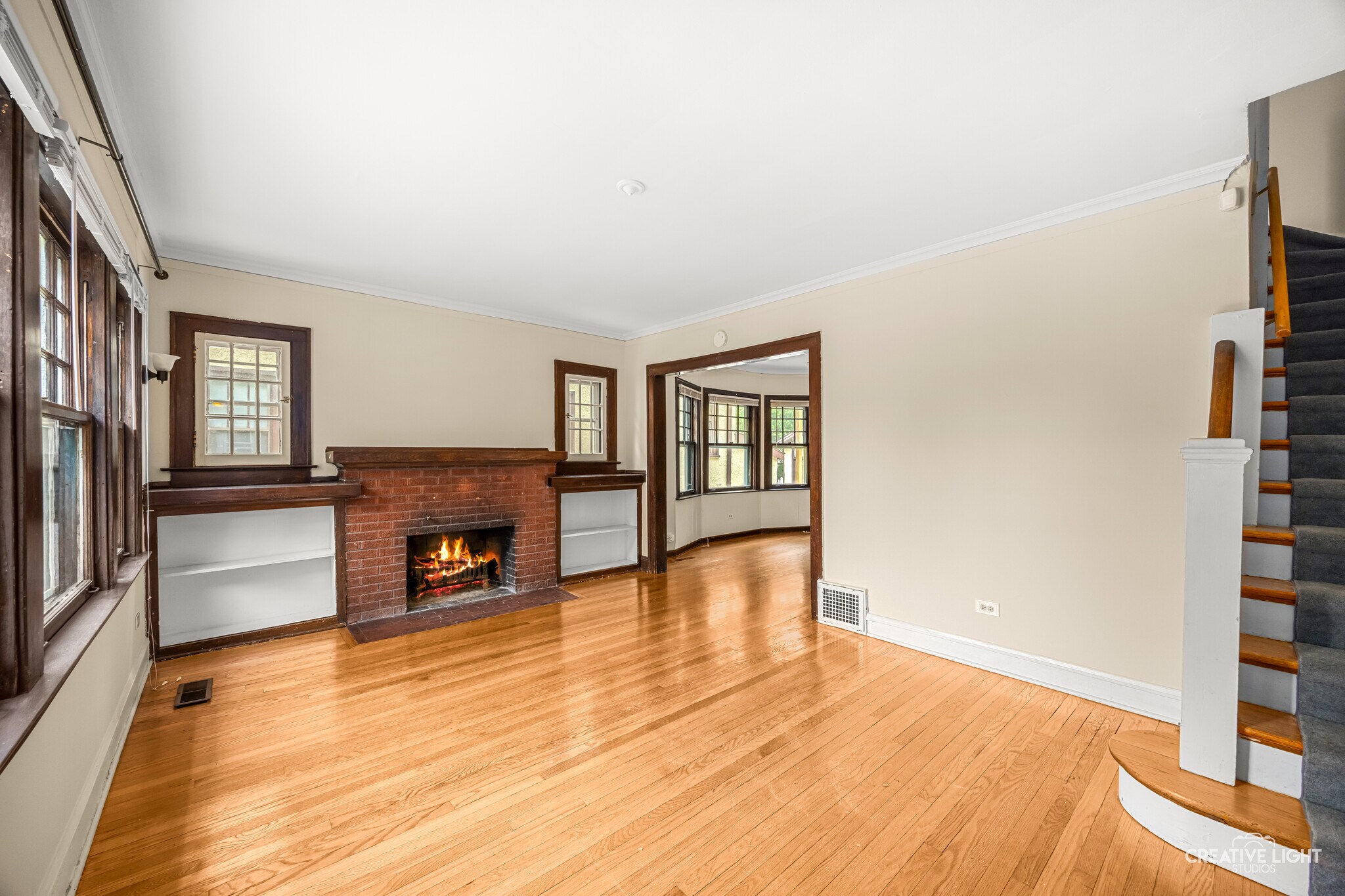 Building Photo - 44 N Spring Ave