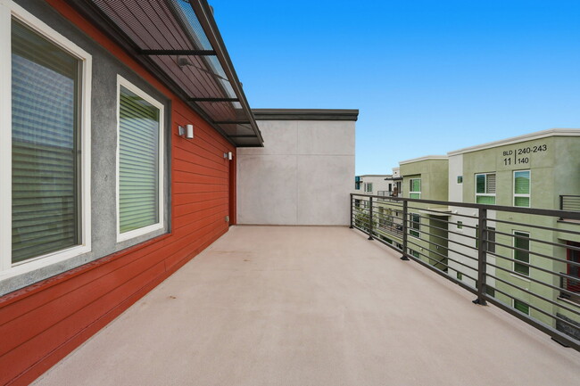 Building Photo - 1250 Abbey Ln