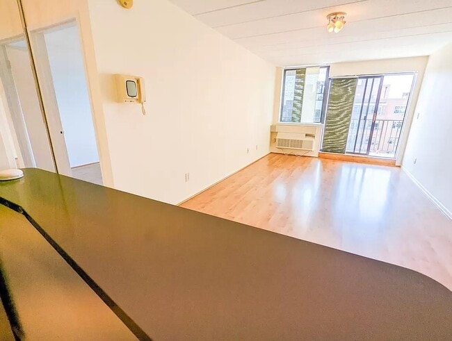 Building Photo - 2322 30th Rd - 2322 30th Rd