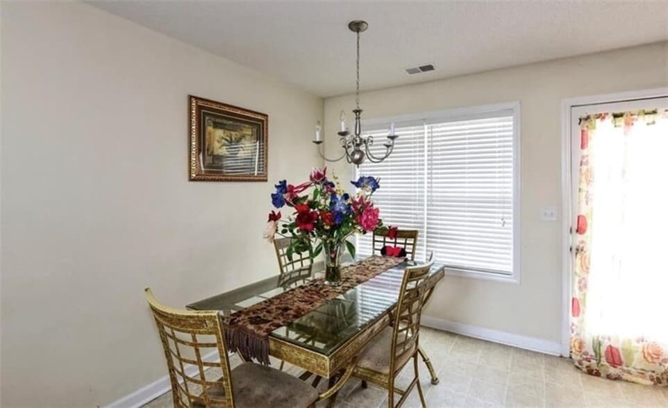 Building Photo - 324 Greystone Pkwy