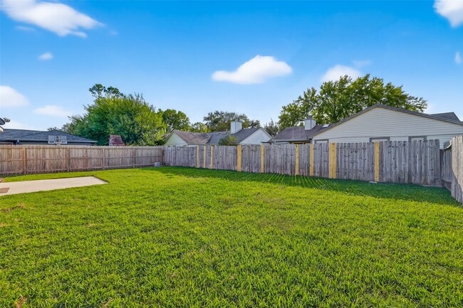 Building Photo - 2018 Windy Meadow Dr