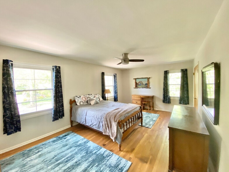 Building Photo - 15681 Wyatt Rd