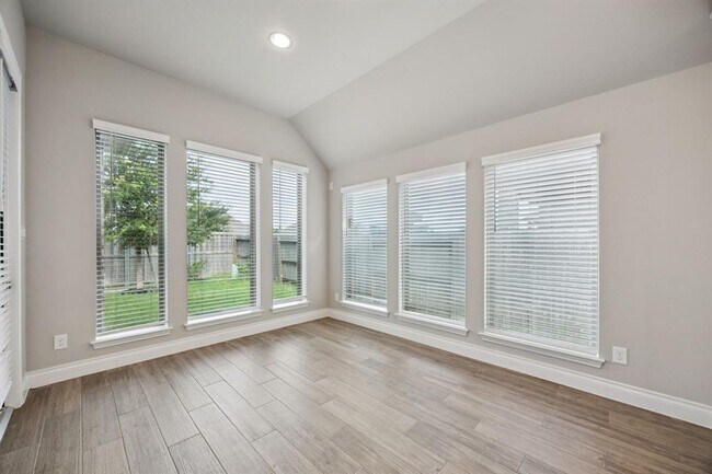 Building Photo - 12502 Kinmundy Ln
