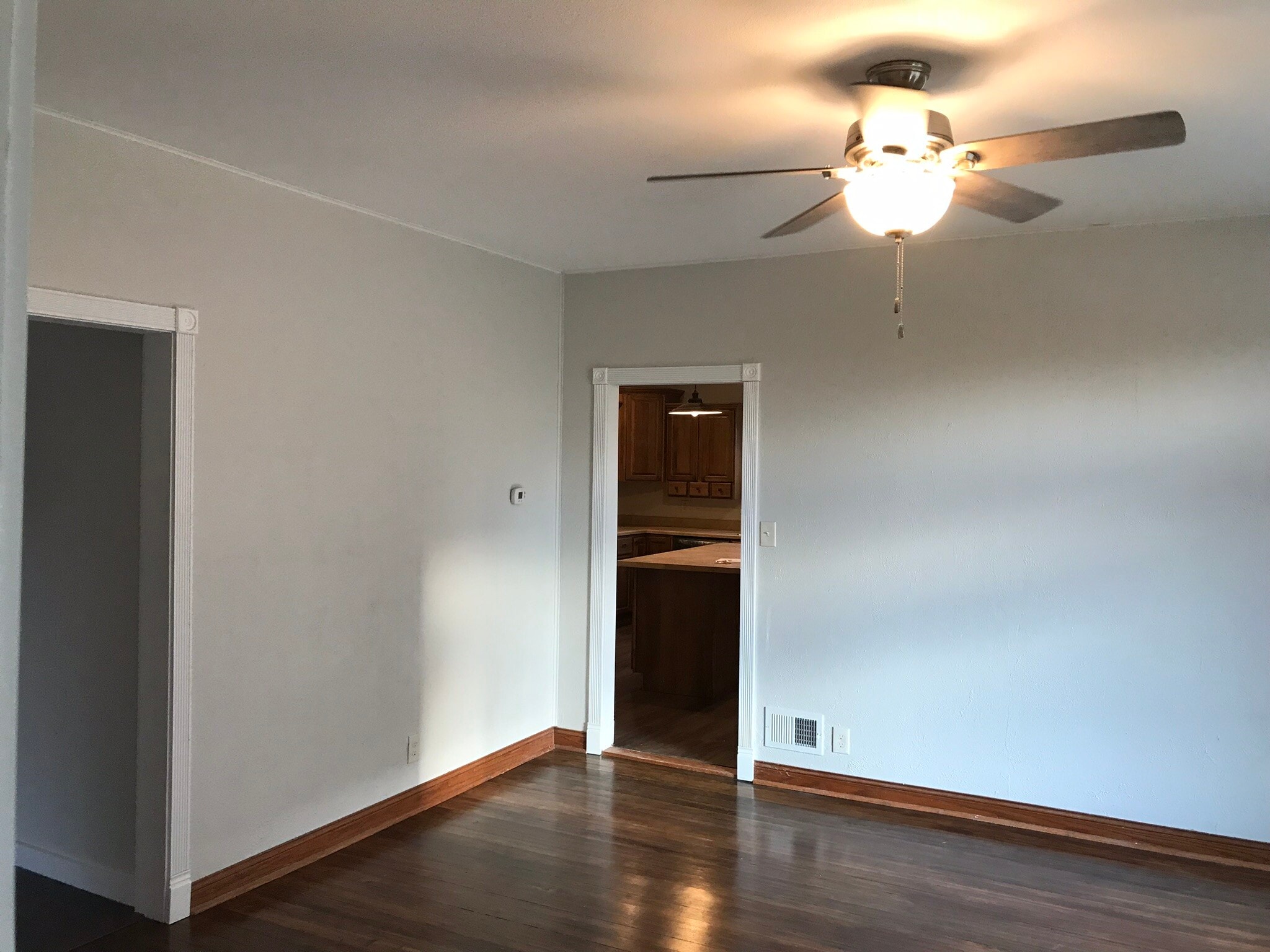 Building Photo - 1413 N Broad St