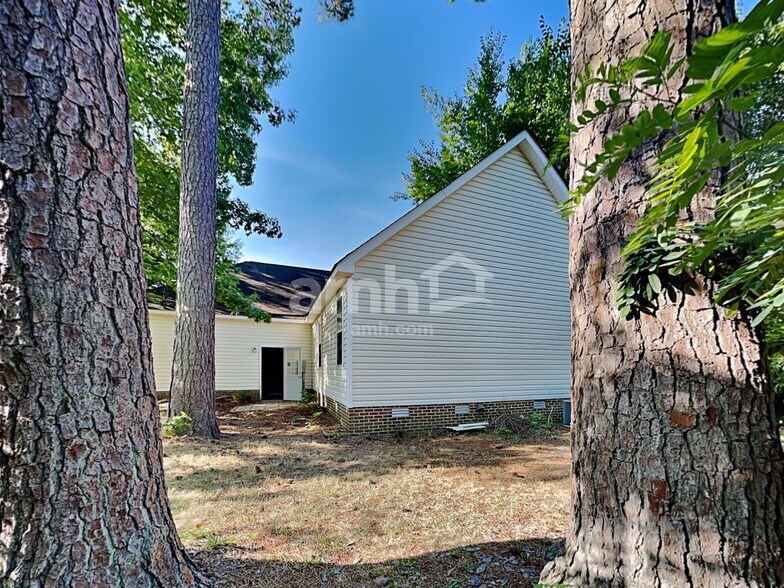 Building Photo - 4109 Archibald Way