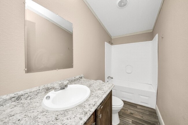 Building Photo - 524 Rd 5253