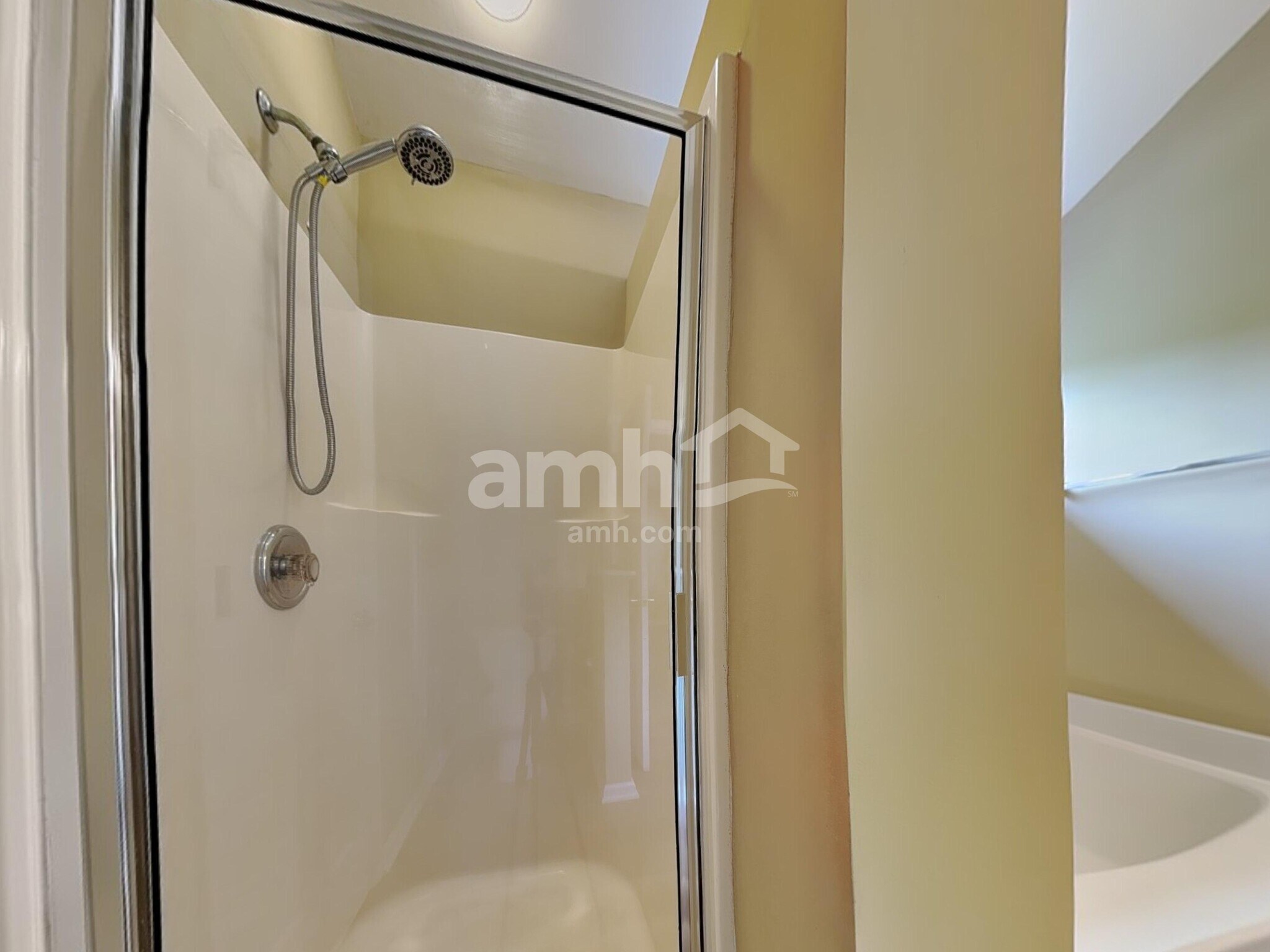 Building Photo - 10 Oleander Point