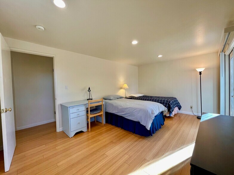 Lower Bedroom #1 (1 of 3) - 1216 Spruce St