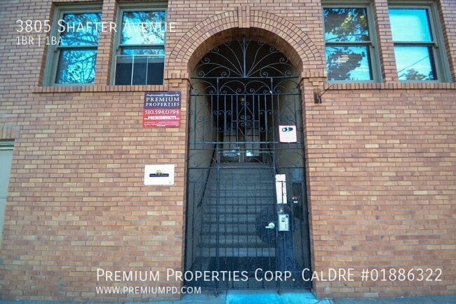 Building Photo - 3805 Shafter Ave