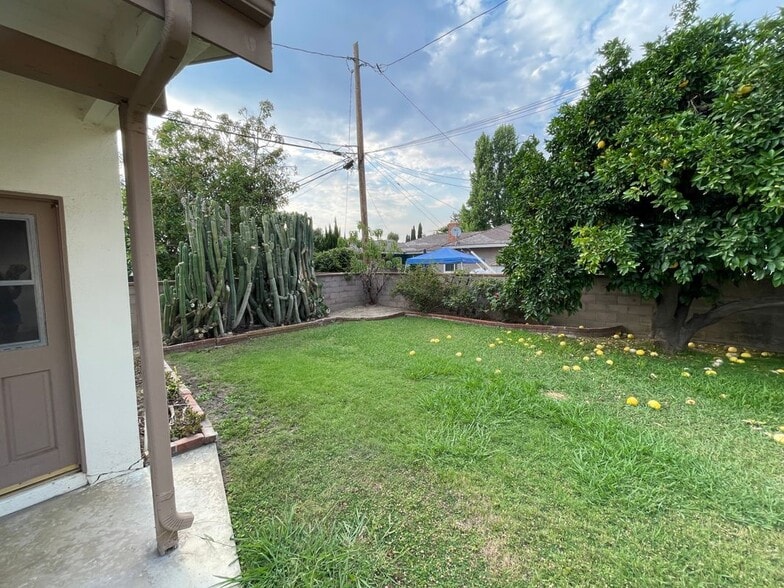 Building Photo - 10513 Grovedale Dr