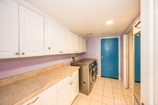 Building Photo - 12200 Crest Ave