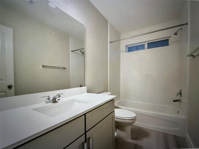 Building Photo - 1511 Revolution Way