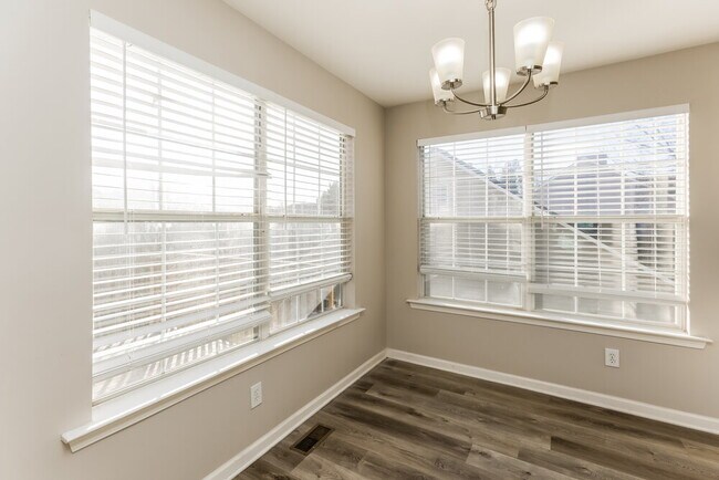 Building Photo - 2129 Cumberland Creek Trail SW