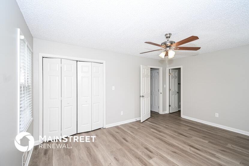 Building Photo - 12 Stratford Dr