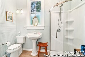 Building Photo - 109 Paso Hondo St