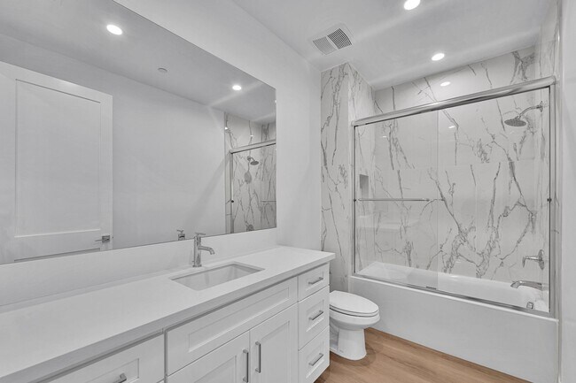 Building Photo - Modern Brand new 5-Bedroom Home for Lease ...