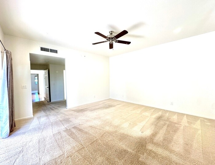 Building Photo - 4100 E Pontatoc Canyon Dr