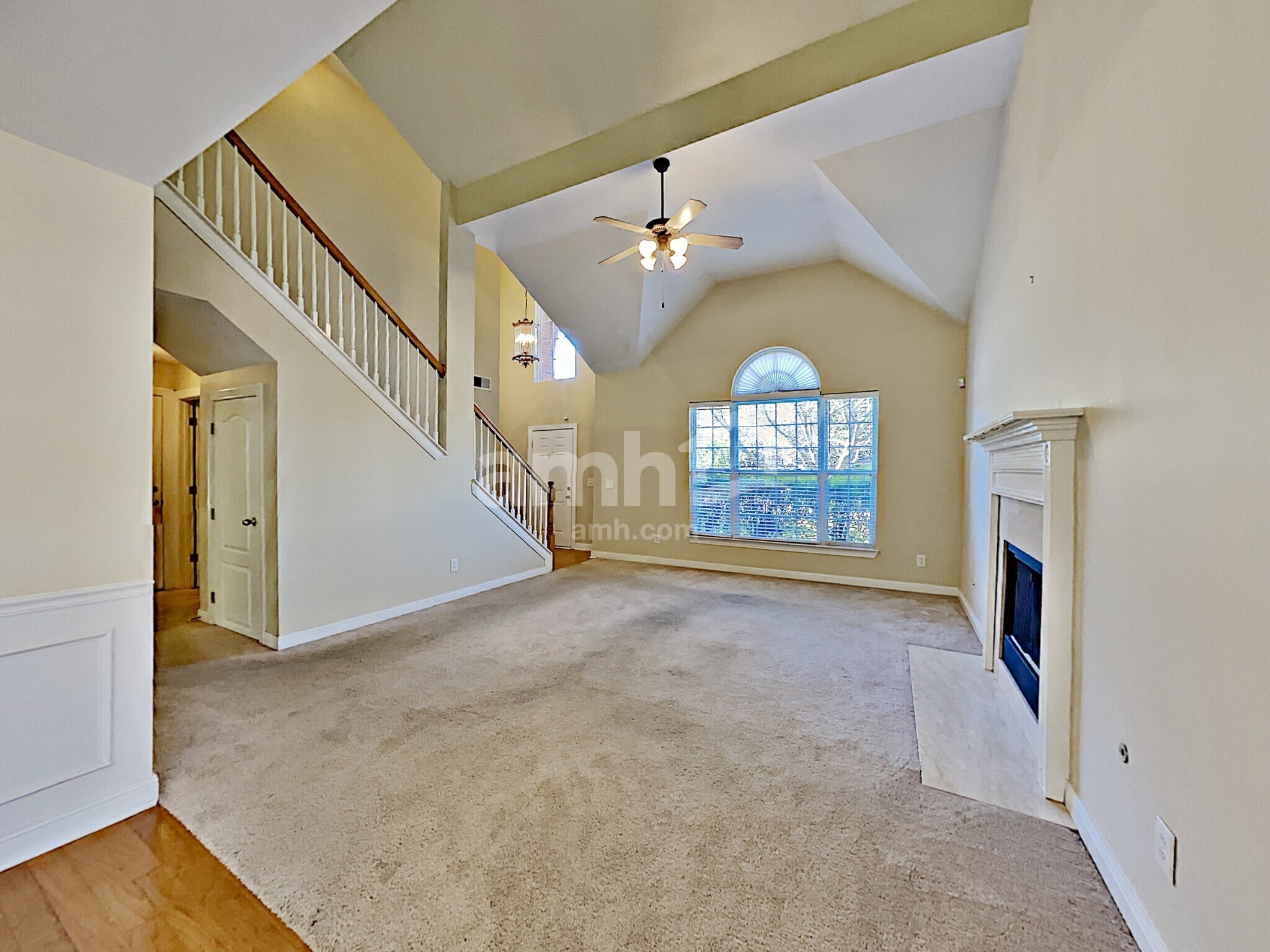 Building Photo - 316 Astor Way