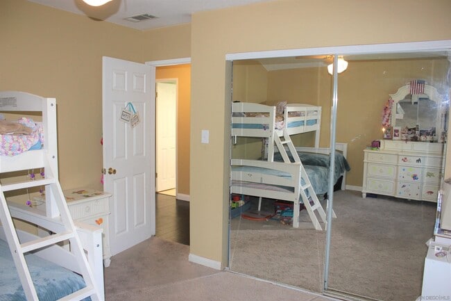 Building Photo - 4025 Mt Everest Blvd