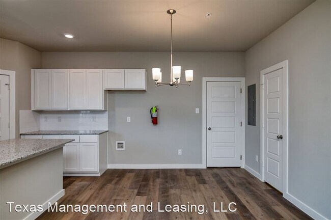 Building Photo - 735 Harvest Moon Dr