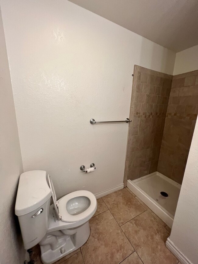 Building Photo - 12541 Softwind Dr
