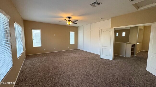 Building Photo - 15165 N 143rd Ave