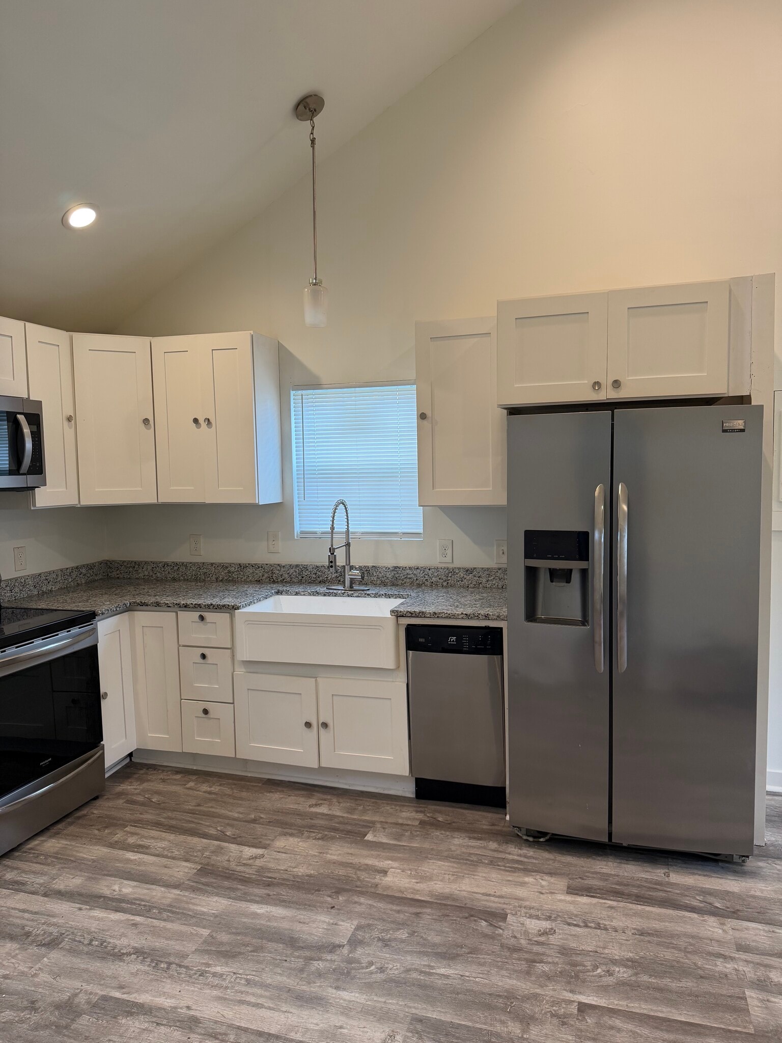 Building Photo - 1815 Ashton Ave