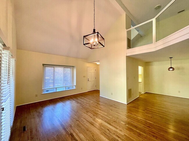 Building Photo - A Beautiful Updated End Unit Townhouse in Coventry, with 2 bedrooms on the first floor. Right nex...