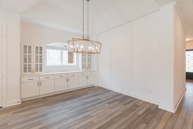 Building Photo - 972 Terlingua Creek Dr
