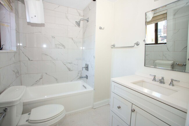 Building Photo - 65 S 5th St