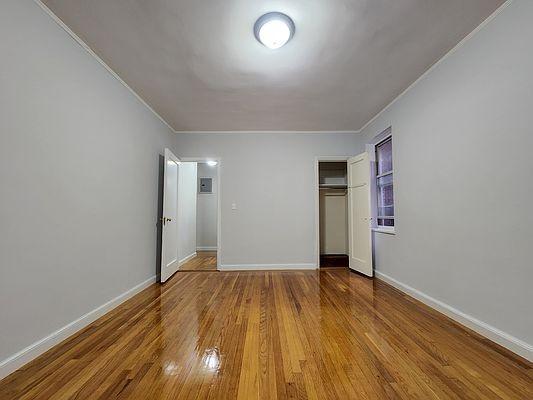 Building Photo - 1 bedroom in BRONX NY 10463