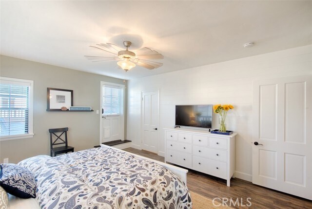 Building Photo - 113 29th St