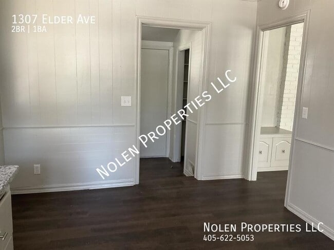 Building Photo - 1307 Elder Ave