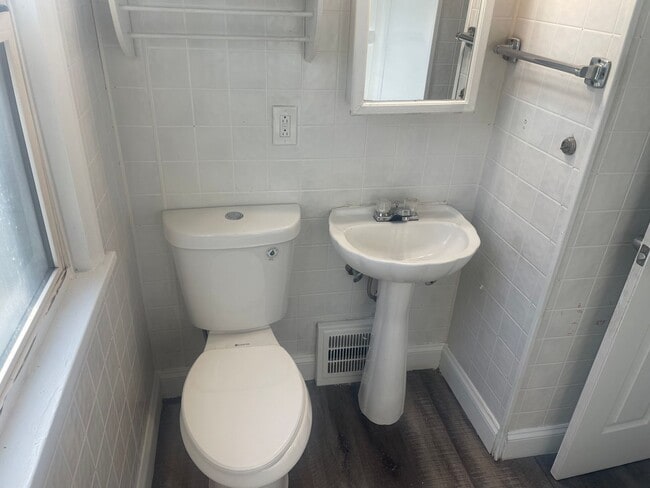 Building Photo - 20110 Mountville Dr